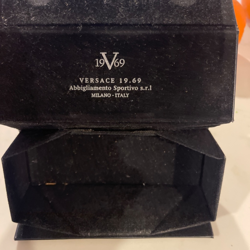 Versace 1969 case